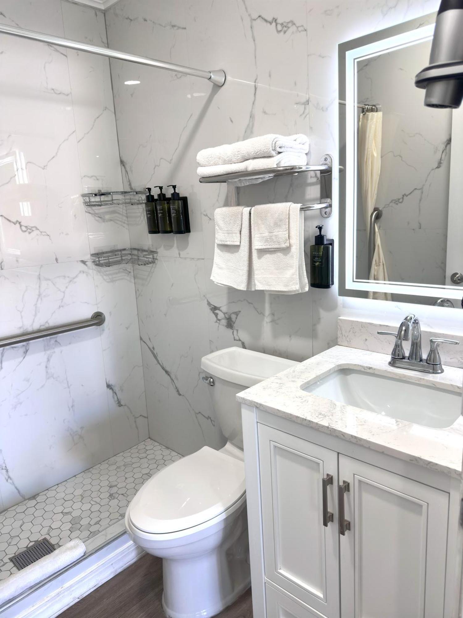 Sunshine Inn & Suites Venice, Florida Venice Gardens Экстерьер фото