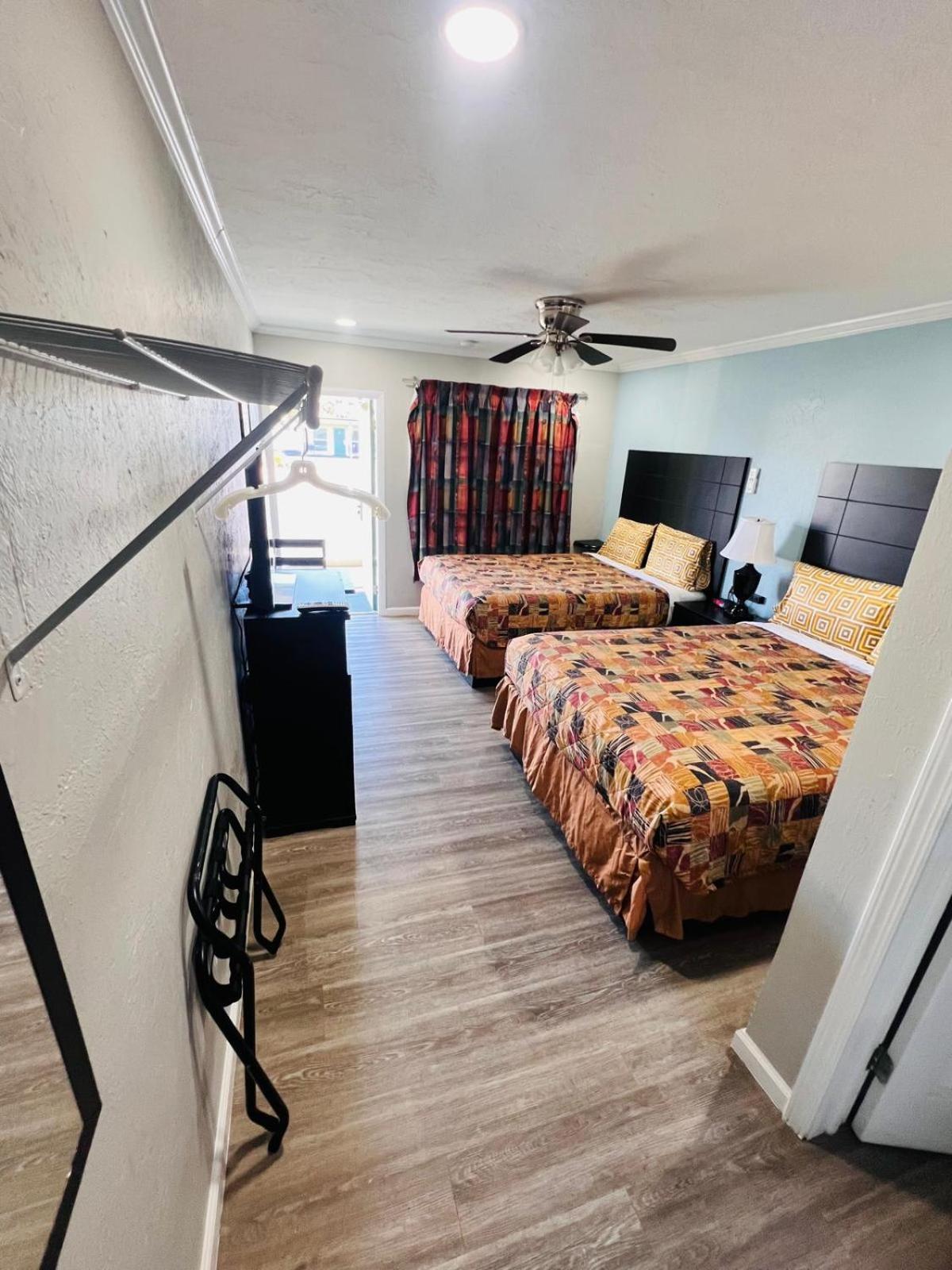 Sunshine Inn & Suites Venice, Florida Venice Gardens Экстерьер фото