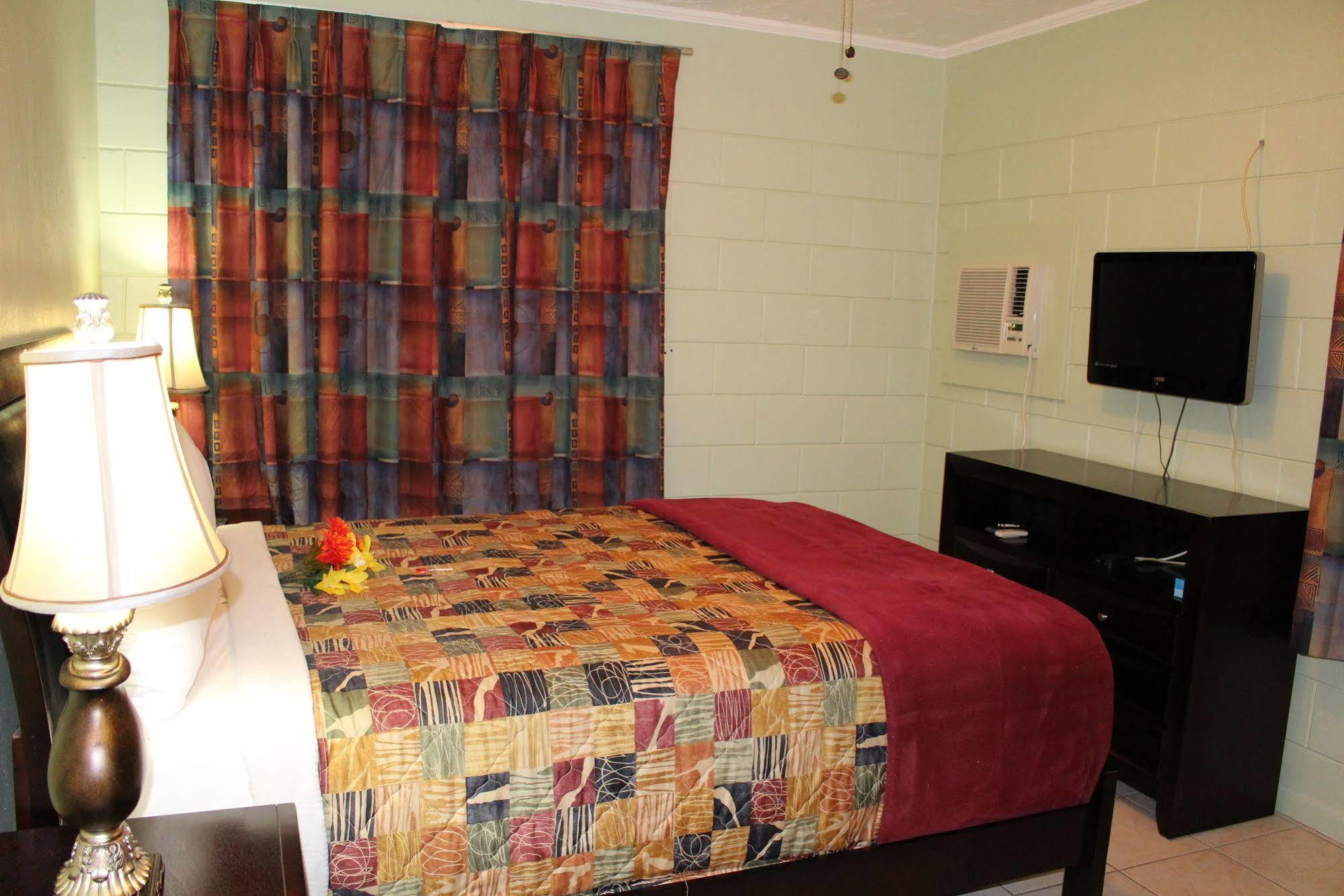 Sunshine Inn & Suites Venice, Florida Venice Gardens Экстерьер фото