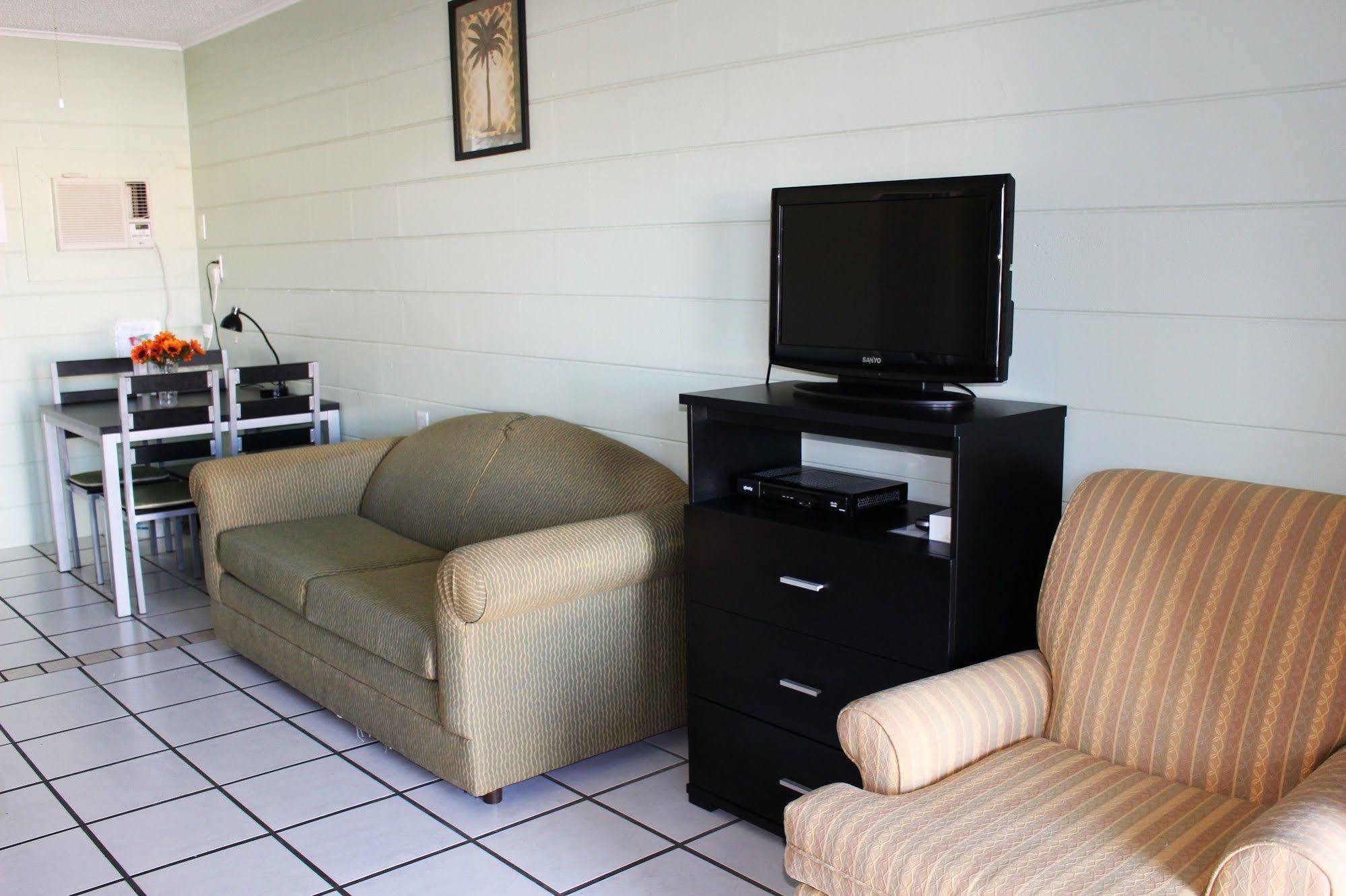 Sunshine Inn & Suites Venice, Florida Venice Gardens Экстерьер фото