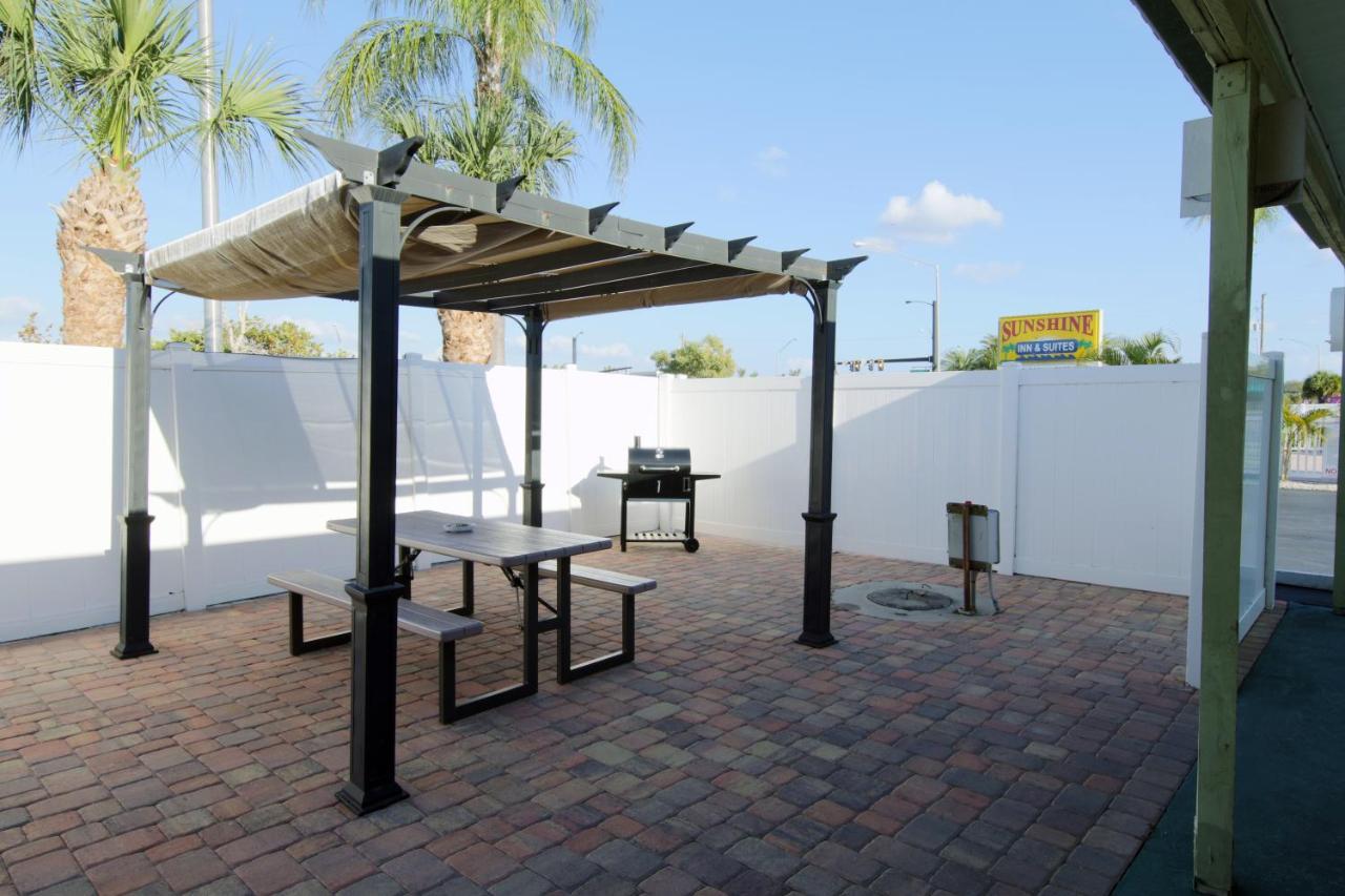 Sunshine Inn & Suites Venice, Florida Venice Gardens Экстерьер фото